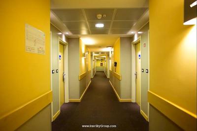 هالیدی این اکسپرس میلان مالپنسا ایرپورت