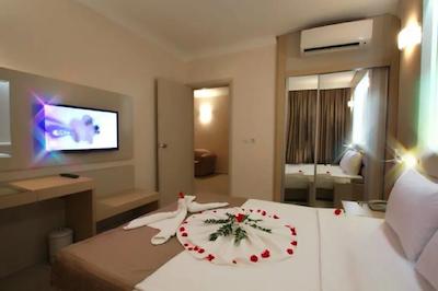 بودرام انورا هاليدي ويليج