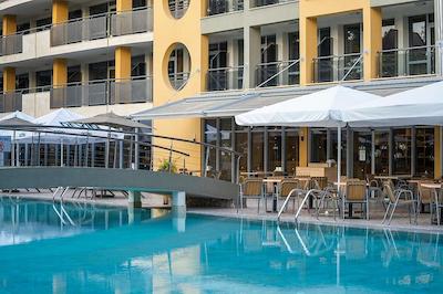 اچ وی دی ویوا کلاب