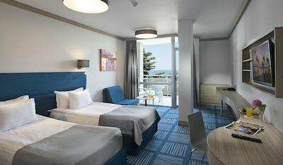 اچ وی دی ویوا کلاب