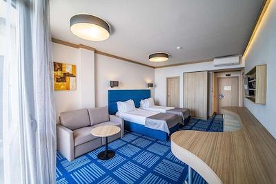 اچ وی دی ویوا کلاب