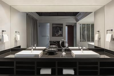 د پاویلیونس پوکت