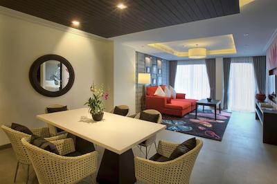 د پاویلیونس پوکت