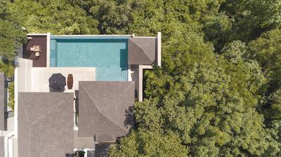 د پاویلیونس پوکت