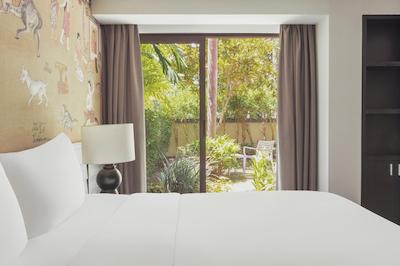 د پاویلیونس پوکت