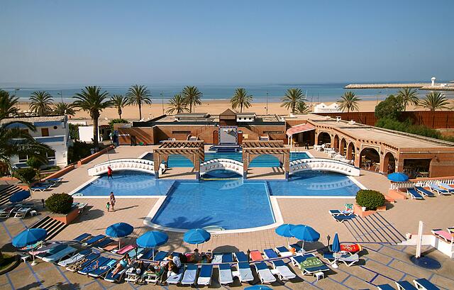 کلاب ال مگگر گردن بیچ