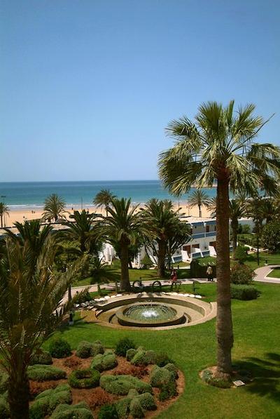 کلاب ال مگگر گردن بیچ