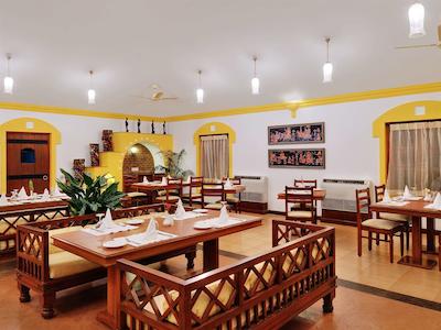 دونا سیلویا بیچ ریزورت