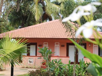 دونا سیلویا بیچ ریزورت