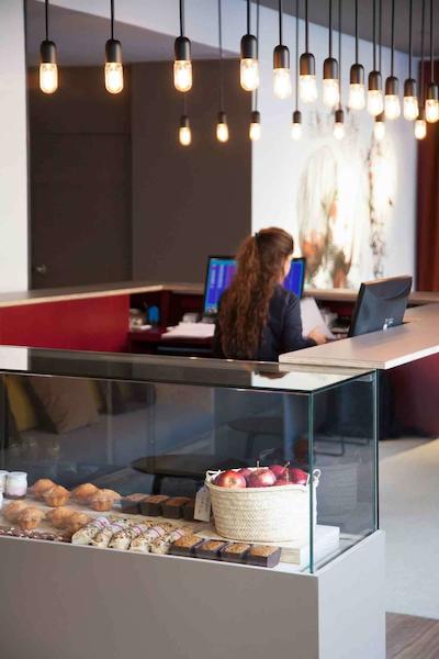 مرکور آلبرتا بارسلونا