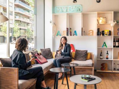 مرکور آلبرتا بارسلونا