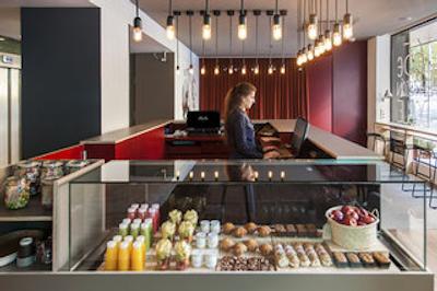 مرکور آلبرتا بارسلونا