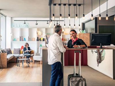 مرکور آلبرتا بارسلونا