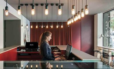 مرکور آلبرتا بارسلونا