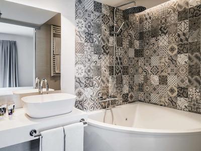 مرکور آلبرتا بارسلونا