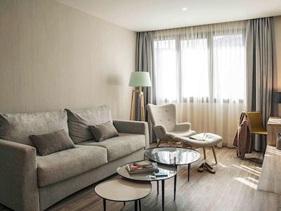 مرکور آلبرتا بارسلونا