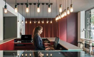 مرکور آلبرتا بارسلونا