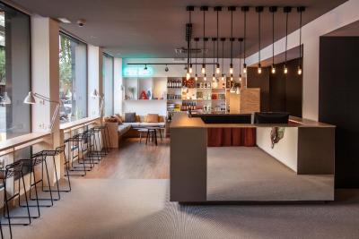 مرکور آلبرتا بارسلونا