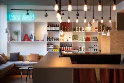 مرکور آلبرتا بارسلونا