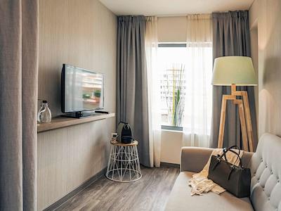 مرکور آلبرتا بارسلونا