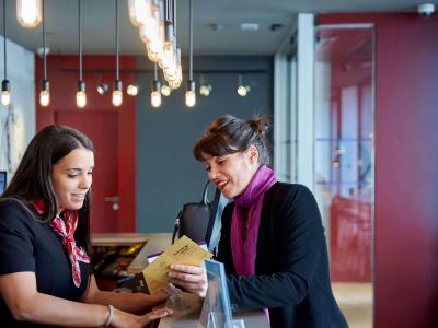 مرکور آلبرتا بارسلونا