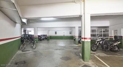 اکتا آنتیبس