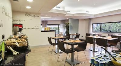 اکتا آنتیبس