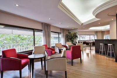 اکتا آنتیبس