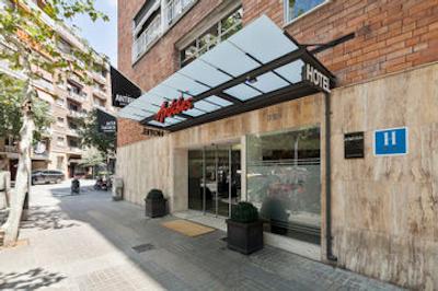 اکتا آنتیبس