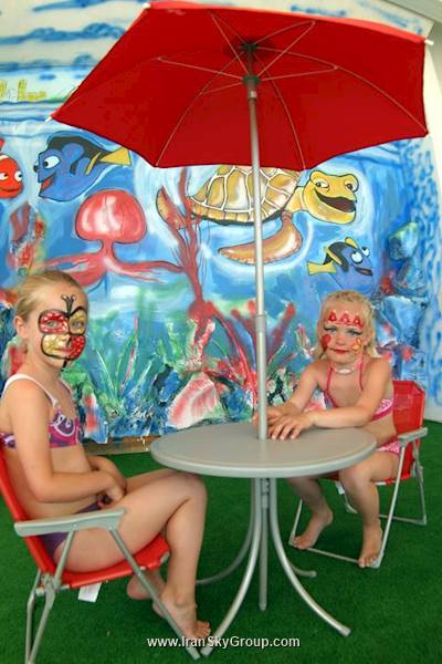 گاددس اف بودرام آسيس هتل