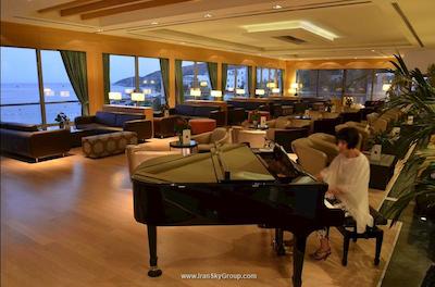 گاددس اف بودرام آسيس هتل