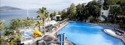 گاددس اف بودرام آسيس هتل