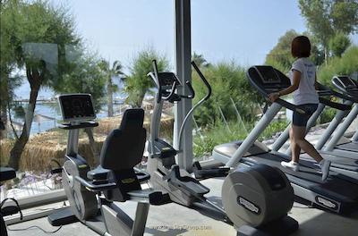 گاددس اف بودرام آسيس هتل