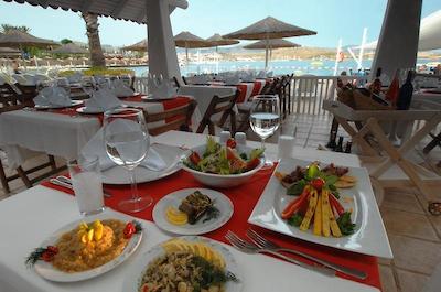 گاددس اف بودرام آسيس هتل