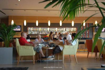 گاددس اف بودرام آسيس هتل