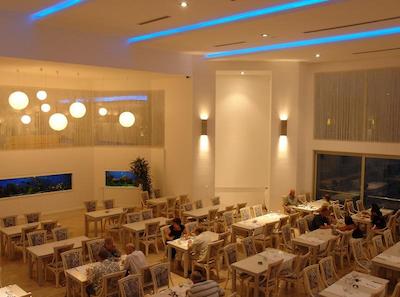 گاددس اف بودرام آسيس هتل