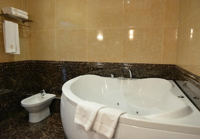 دیزاین هتل سوخاروسکی