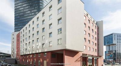 آزیموت وین دلتا هتل