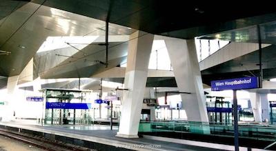 آزیموت وین دلتا هتل