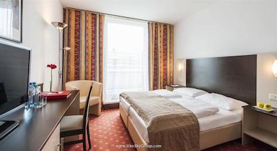 آزیموت وین دلتا هتل