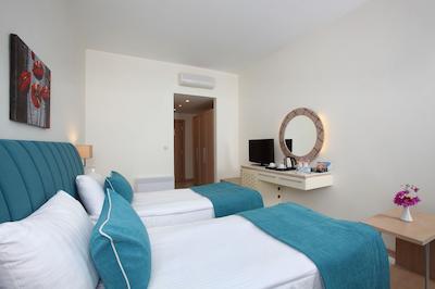 مندرین ریزورت