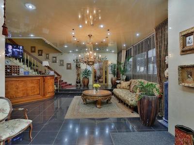 ‌آربات هاوس