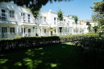 پتانيا بيچ ريزورت