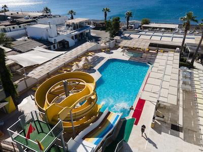 پتانيا بيچ ريزورت