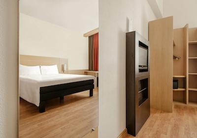 ایبیس مسکو پالولتسکایا