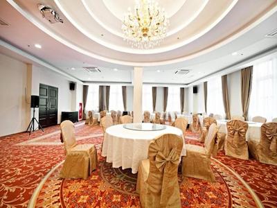 الاینس گرینوود هتل