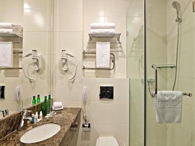 الاینس گرینوود هتل