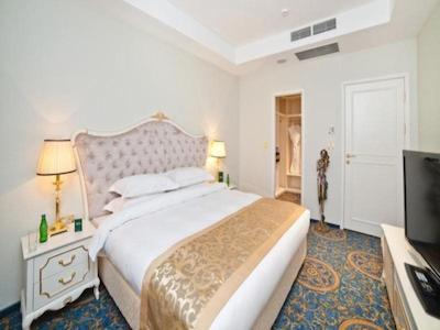 الاینس گرینوود هتل