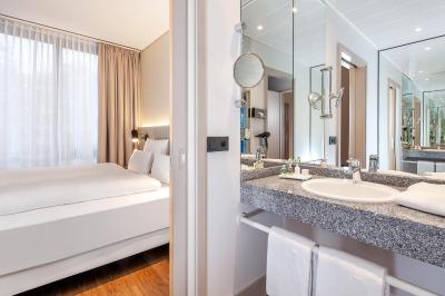 نه مونچن یونترهچینگ