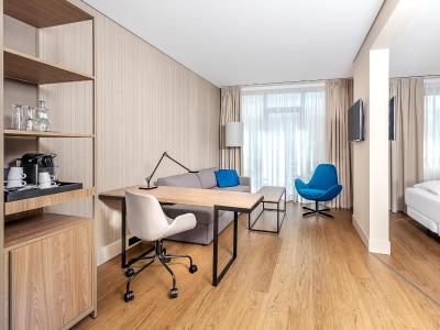 نه مونچن یونترهچینگ